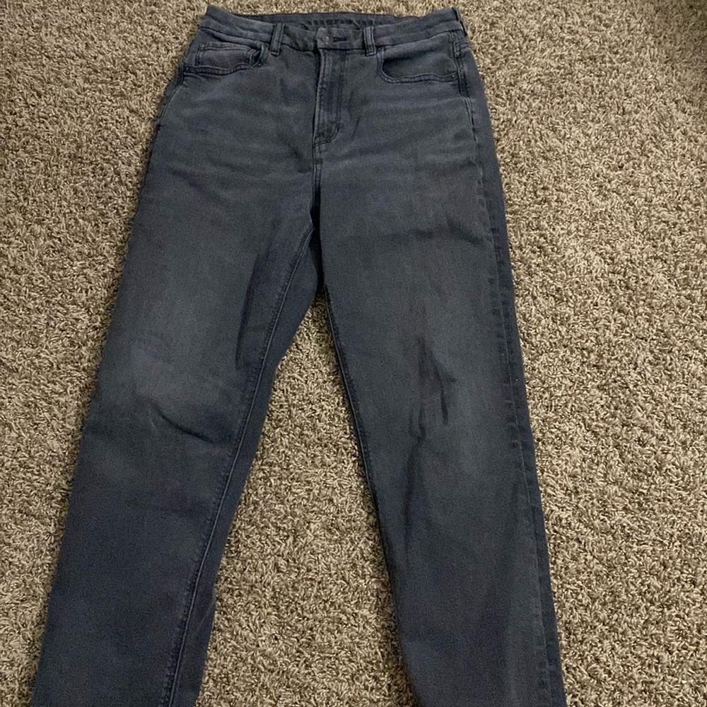 balck American eagel jeans. size eight, baggy.